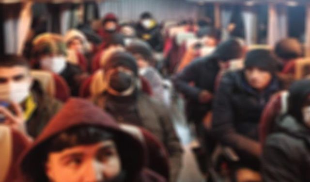 783 Düzensiz Göçmen Ve 169 Kaçakçılık Şebeke Üyesi Yakalandı