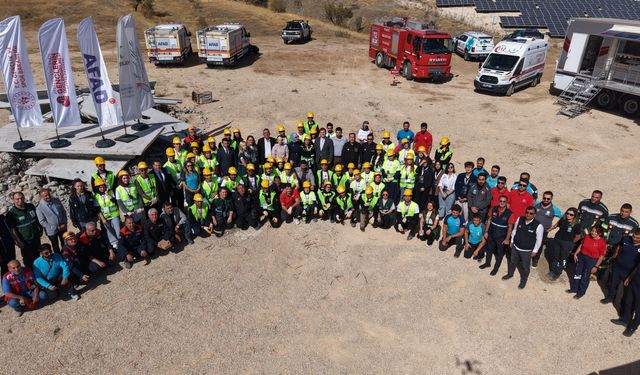 Elazığ’da Afet Tatbikatı: Palu’da Deprem Senaryosu Canlandırıldı