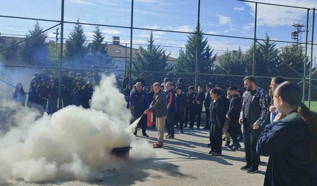 Elazığ’da Öğrencilere Yangın Eğitimi