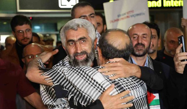 Gazze Filosu Aktivisti Akılotu: "İsrail’de Türk Pasaportu Taşıyan Çifte Vatandaşlar Askerlik Yapıyor"