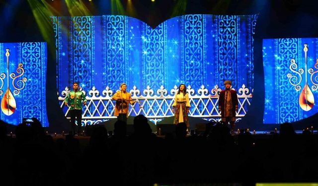 Türk Dünyası Renkleriyle Elazığ’da Parladı: Hazar Şiir Akşamları Finali Beğeni Topladı