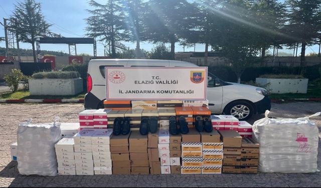 Elazığ’da Yol Kontrolünde Kaçak Ayakkabı Yakalandı