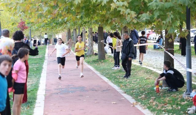 Elazığ’da Cumhuriyet Coşkusu Sporla Taçlandı