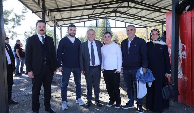 Elazığ Valisi Hatipoğlu, Down Sendromlu Muhammed Kılıç’la Bir Araya Geldi