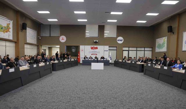 Kuzey Anadolu ve Doğu Anadolu Fay Zonu Arasında Yer Alan Elazığ’da İl Afet Risk Azaltma Planı Ele Alındı