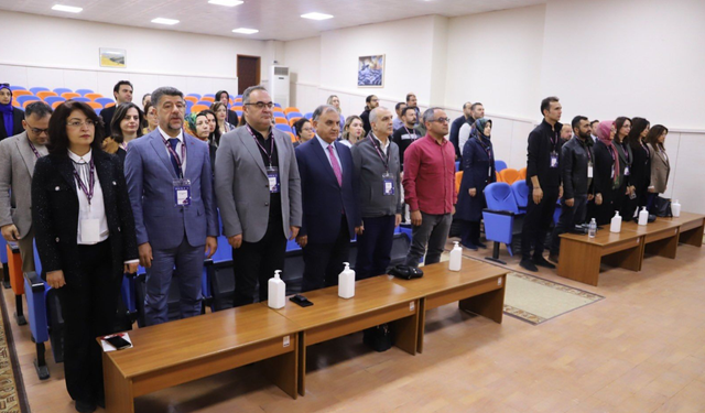 Fırat Üniversitesi’nde Öğretmenlere Yapay Zekâ Odaklı Eğitim Programı