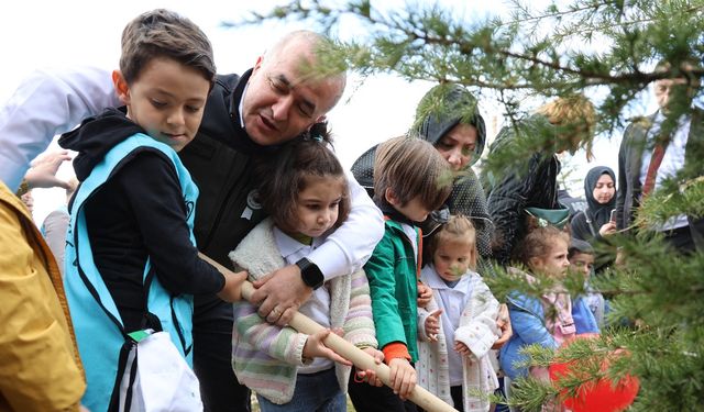 Elazığ’da 23 Bin 650 Fidan Toprakla Buluştu