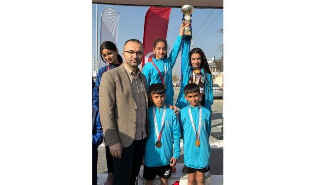 Elazığ Gençlik ve Spor Kros Takımı Iğdır’da Zirveye Çıktı