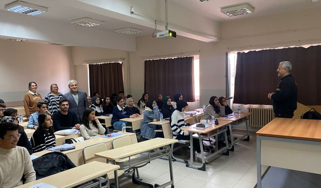 Elazığ’da Öğrencilere Uyuşturucu ile Mücadele Semineri