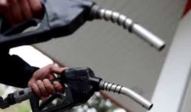 Benzine Yeni Zam Geliyor