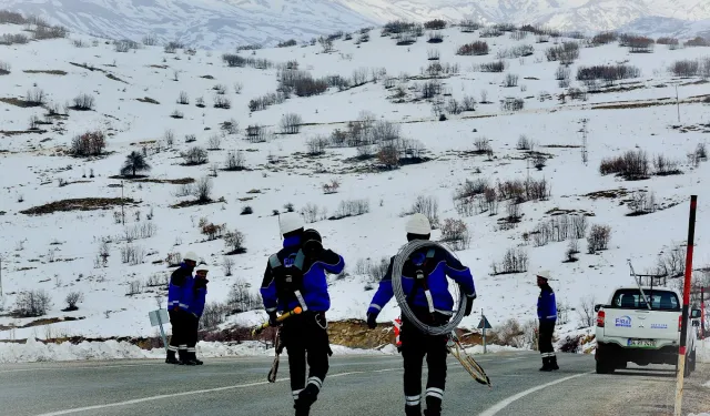 Fırat EDAŞ, Kış Şartlarına Karşı Bölgesel Hazırlıklarını Güçlendirdi