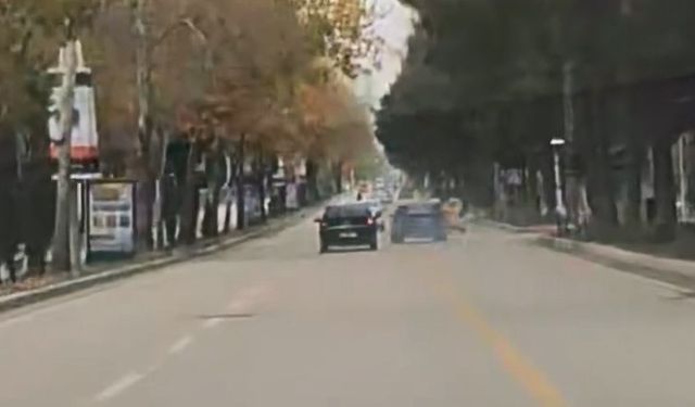 Elazığ’da Trafikte Makas Atan Sürücü Kameraya Yansıdı