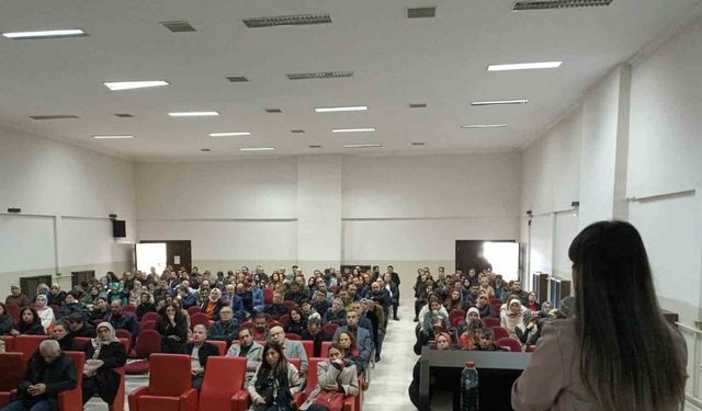 Elazığ’da öğretmenlere diyabet eğitimi