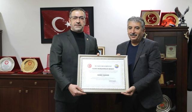 IŞIKVER’E FAHRİ HEMŞEHRİLİK BERATI