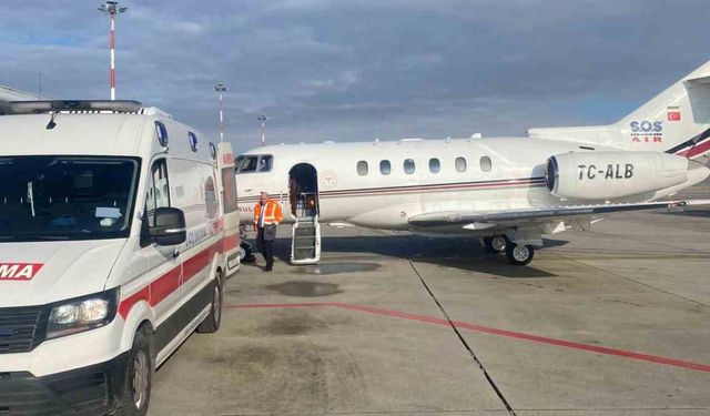 Ağrı’da Yemek Borusu Gelişmeyen Bebek Ambulans Uçakla Elazığ’a Sevk Edildi