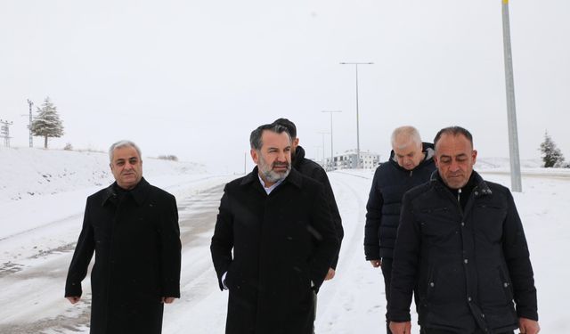 Elazığ’da Kar Mesaisi: Başkan Şerifoğulları Sahada