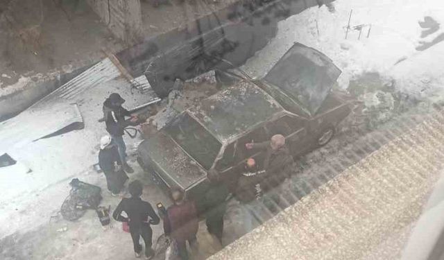 Tofaş Araç Alevlere Teslim Oldu