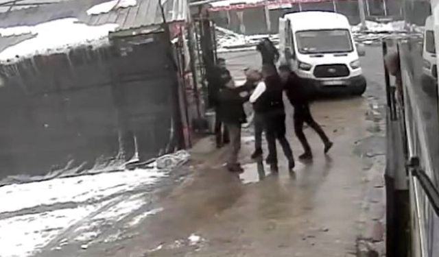 Elazığ'daki Kavga, Tuvaletini Duvara Yapan Yolcu Nedeniyle Çıkmış