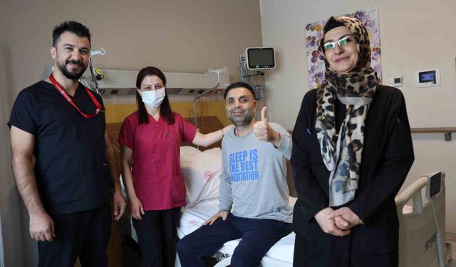 Elazığ'da 45 Yaşındaki Hasta 50 Dakikalık Kalp Masajıyla Hayata Döndürüldü