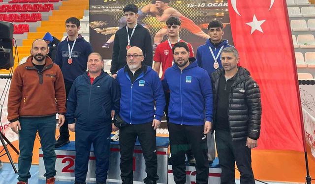 Elazığ'ın Pehlivanları Türkiye Şampiyonası Yolunda