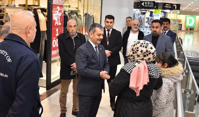 Milletvekili Keleş’ten Park 23’te Esnaf ve Vatandaş Ziyareti