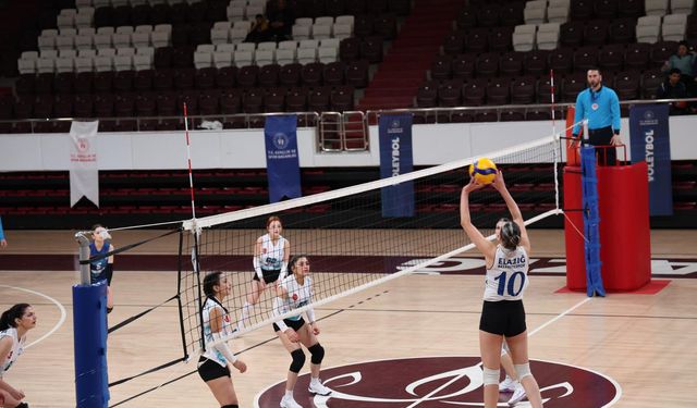 Genç Sultanlar Elazığ’da Şampiyonluk İçin Filede Buluştu