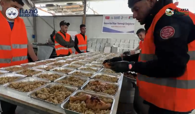 Elazığ Belediyesi’nden Gazze’ye İftar Desteği