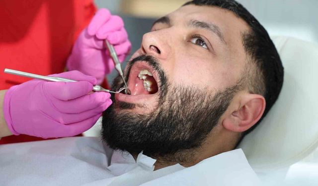 Diş Hekiminden Uyarı, İftardan Sahura Bardak Bardak Çay İçenler Dikkat