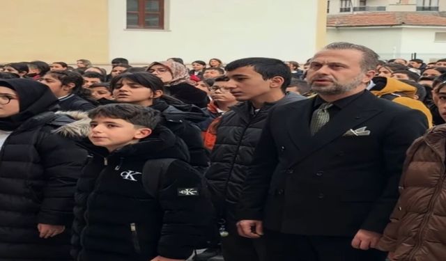 Elazığ’da Okullarda Deprem Şehitleri Anıldı
