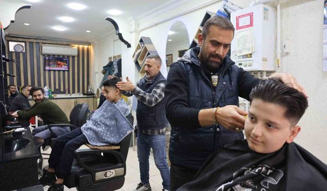 Elazığ'da Berberlerde Bayram Mesaisi