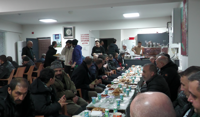 Kültür Mahallesi’nde Ülkücü Camia İftar Sofrasında Buluştu