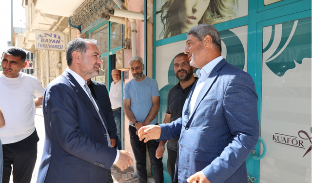 Başkan Şerifoğulları, Mahalle Ziyaretlerini Sürdürüyor