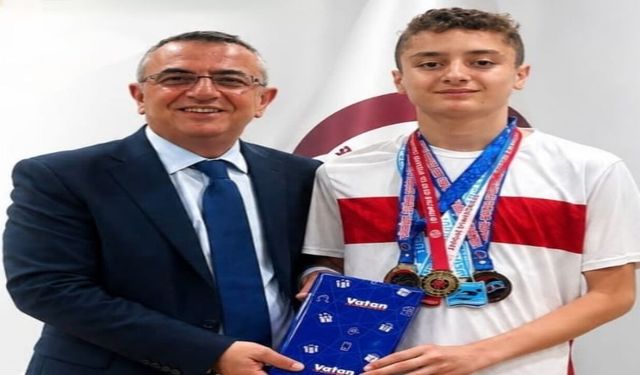 Türkiye Dereceleriyle Döndü, Cemil Yatkın’ı Ziyaret Etti