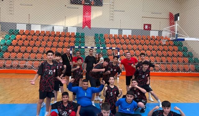 Elazığ Gençlik Spor Kulübü Final Grubunda