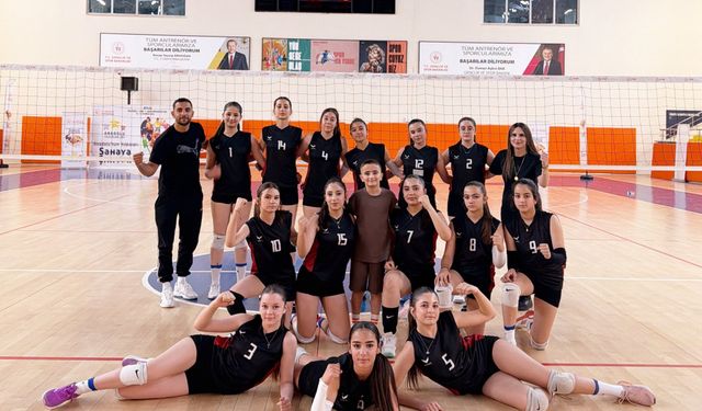 Elazığ’ın Genç Sultanları Yarı Finalde