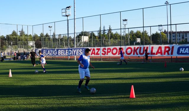Yaz Spor Kursları Yoğun Katılımla Sürüyor