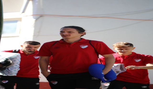 Elazığspor’un Adana Yolculuğu Başladı