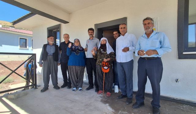 Kumyazı Köyü’nde 6 Afet Konutu Hak Sahiplerine Teslim Edildi