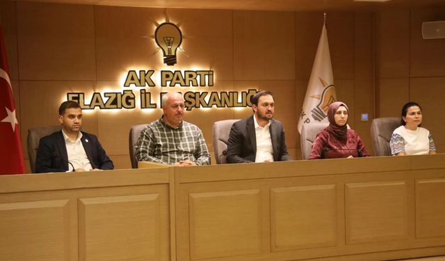 AK Parti Elazığ’da Haftalık Olağan Toplantı Gerçekleştirildi
