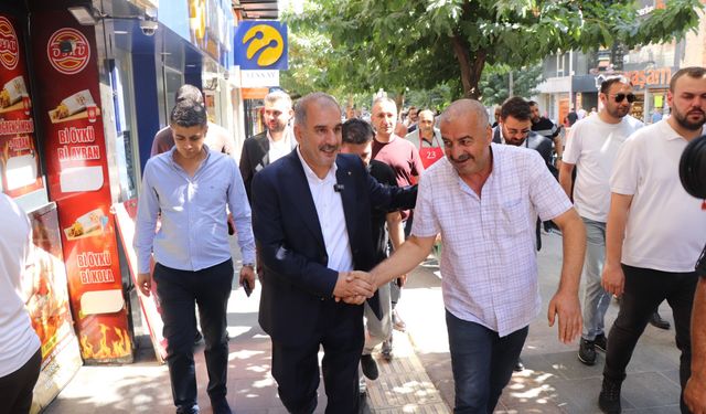İdris Alan’dan Gazi Caddesi’nde Esnaf Ziyareti