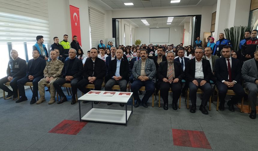 Elazığ'da "İpek Yoluna Bir Yolculuk, Bin Keşif" Projesi Başladı