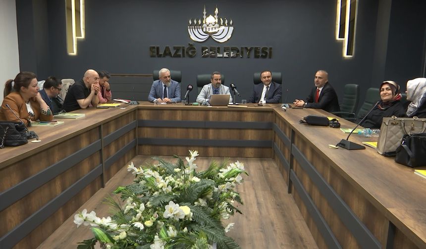 Elazığ’da Öğretmenlere Yönelik Kültür Sohbetleri Etkinliği Başlatıldı
