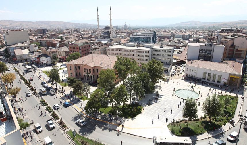 Elazığ’da Hayat Pahalılığı: Asgari Ücretle Yaşamak Artık Hayal