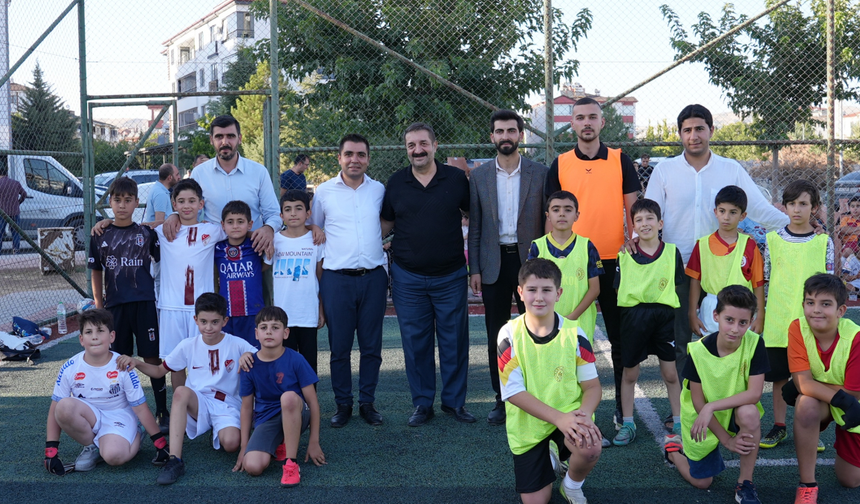 Yaz Kur’an Kursları Arası Futbol Turnuvası'nda Final Heyecanı