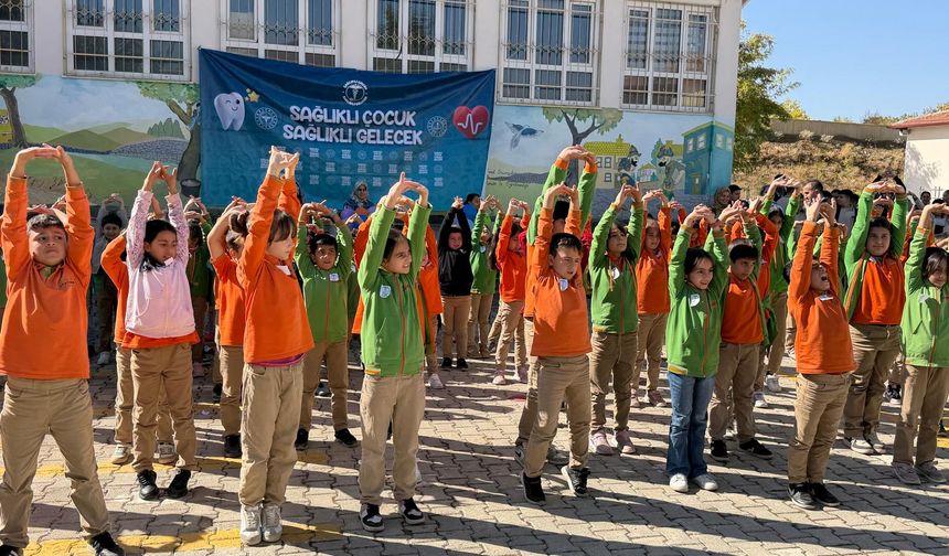 Sivrice’de “Sağlıklı Çocuk, Sağlıklı Gelecek” Etkinliği Düzenlendi