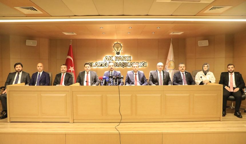 Kürşad Zorlu’dan Özgür Özel’e Tepki: "Atatürk’ün Milliyetçiliği Türkiye’yi Şikayet Etmek Değil, Yüceltmektir"