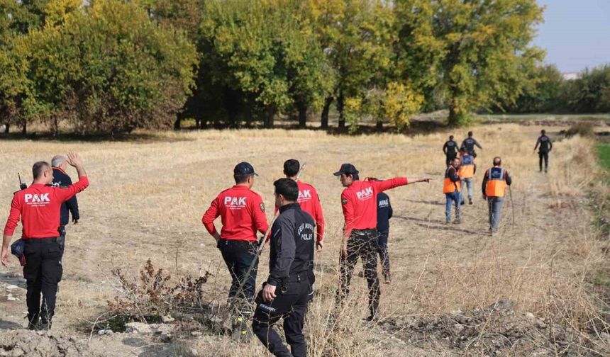 Elazığ’da Kaybolan Çocuk İçin Ekipler Seferber Oldu: Çalışmalar Sürüyor