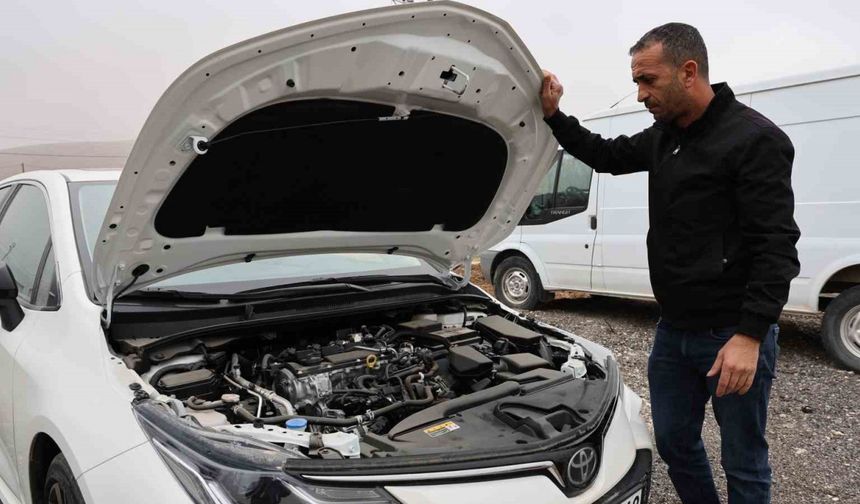 Sıfır Kilometre Araçta Motor Arızası Yaşadı: 20 Gün Kullandı, 5 Aydır Servisten Dönmesini Bekliyor