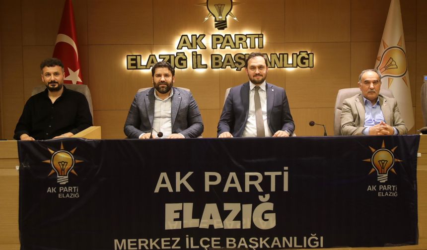 Selmanoğlu Liderliğinde Teşkilat Kadroları İstişare Toplantısında Bir Araya Geldi