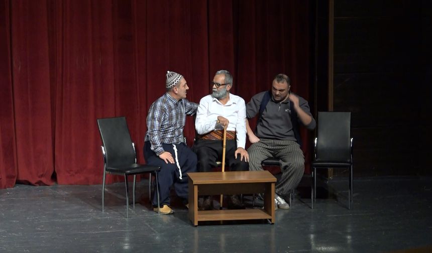 Elazığ’ın Mizahi Yüzü “Horata” Sahneye Taşındı